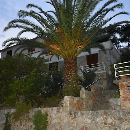 Bellavista 2+2 * Jelsa (Hvar)