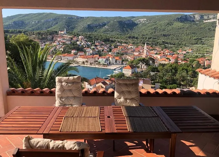 Apartman Bellavista 2+2 Jelsa (Hvar)