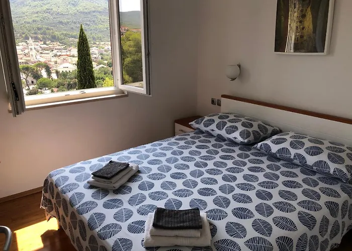Apartman Bellavista 2+2 Jelsa (Hvar)