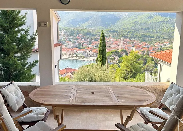 Bellavista 2+2 * Jelsa (Hvar)